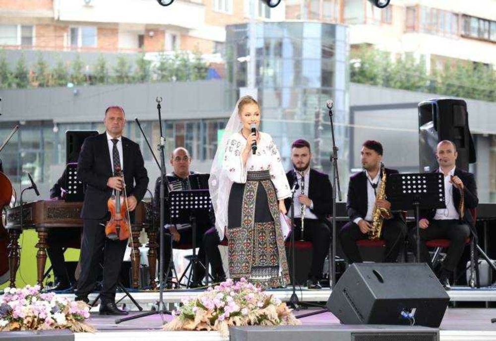 PRIMĂRIA PITEȘTI ANUNȚĂ UN NOU SPECTACOL MUZICAL ÎN CADRUL TÂRGULUI „TOAMNA PITEȘTEANĂ”