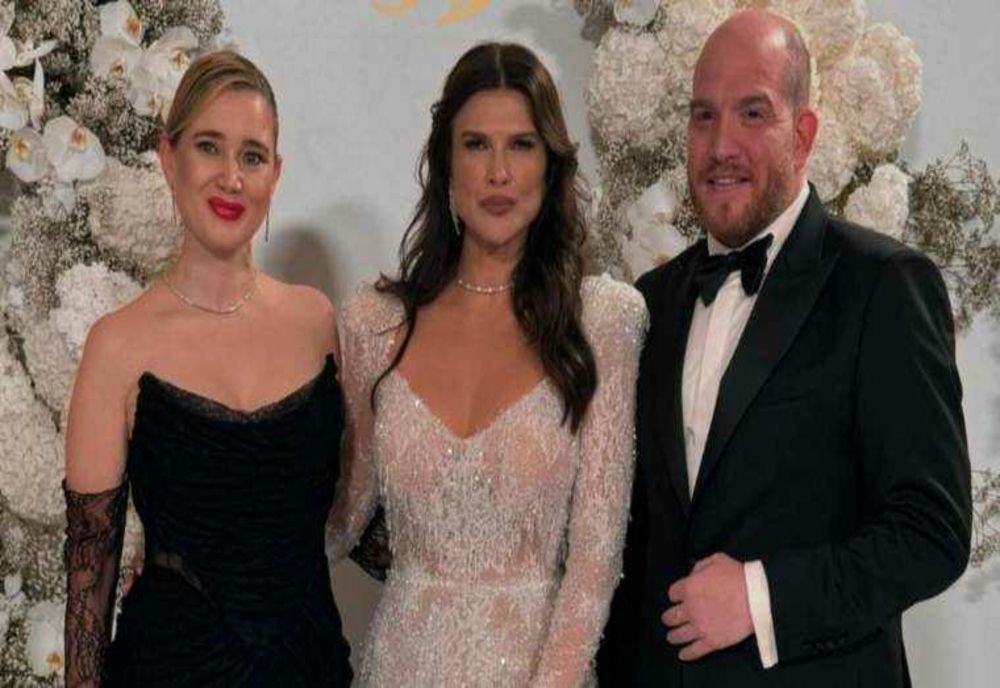 MONICA BÎRLĂDEANU ȘI MEDICUL MILITAR VALERIU GHEORGHIEȚĂ S-AU CĂSĂTORIT CU FAST LA PALATUL SNAGOV