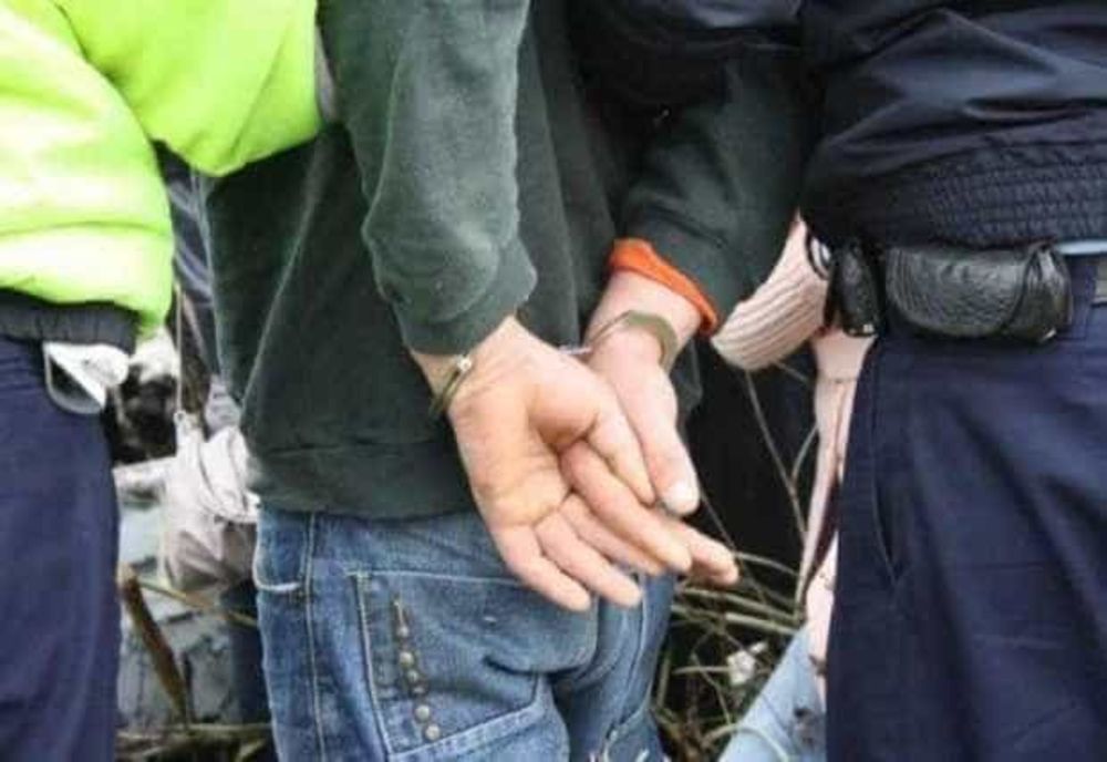 AGRESIUNE SEXUALĂ ASUPRA UNEI ADOLESCENTE: BĂRBAT RETINUT ÎN PITEȘTI