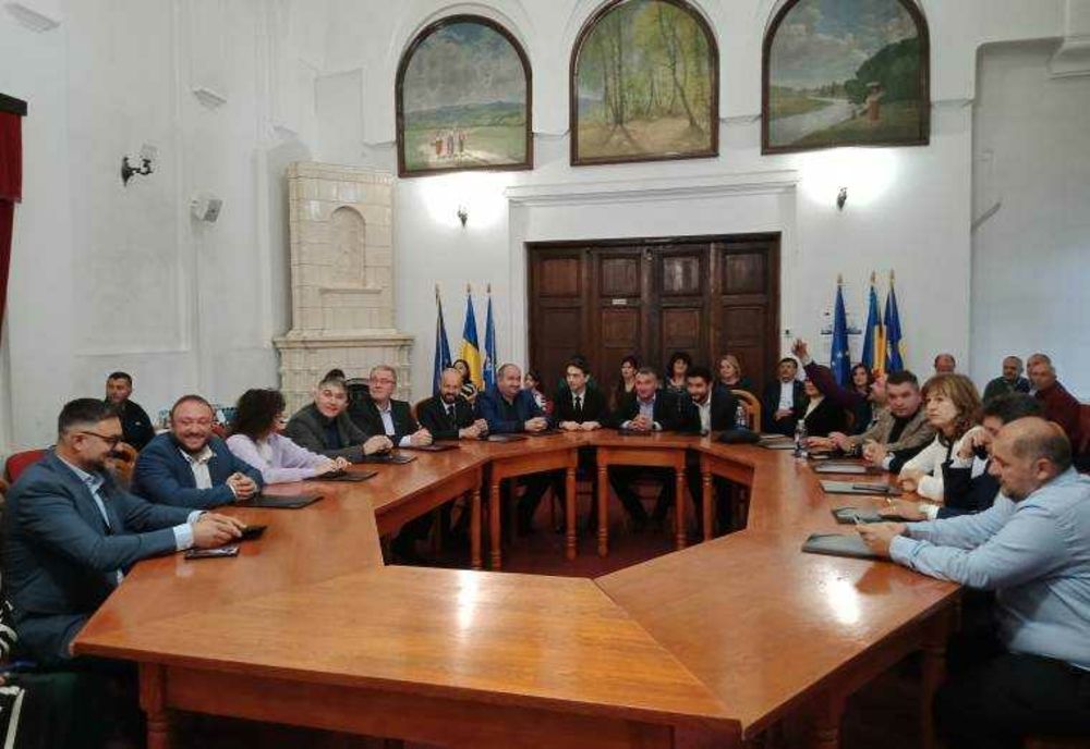 Începutul unui nou mandat pentru consilierii municipiului Câmpulung