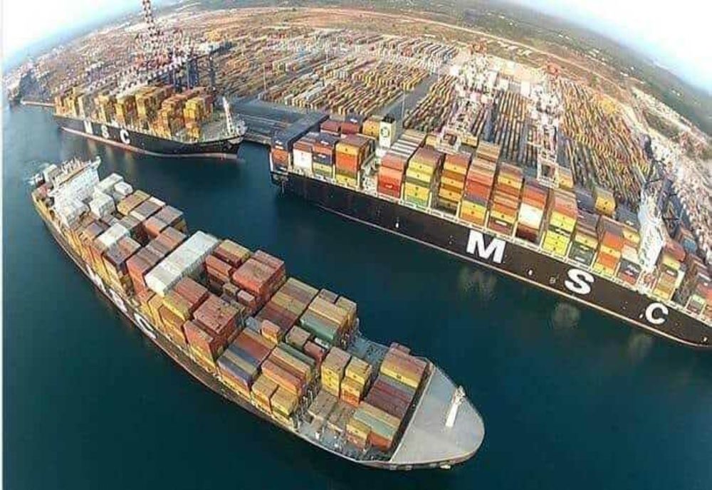 GHID PENTRU IMPORTUL DIN CHINA: CUM SĂ ALEGI UN FURNIZOR DE ÎNCREDERE ȘI SĂ OPTIMIZEZI COSTURILE DE LIVRARE