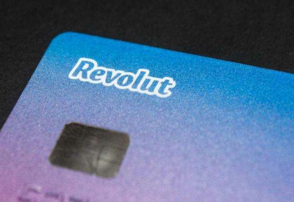 REVOLUT IMPLEMENTEAZĂ IBAN-UL LOCAL ROMÂNESC DIN DECEMBRIE 2024