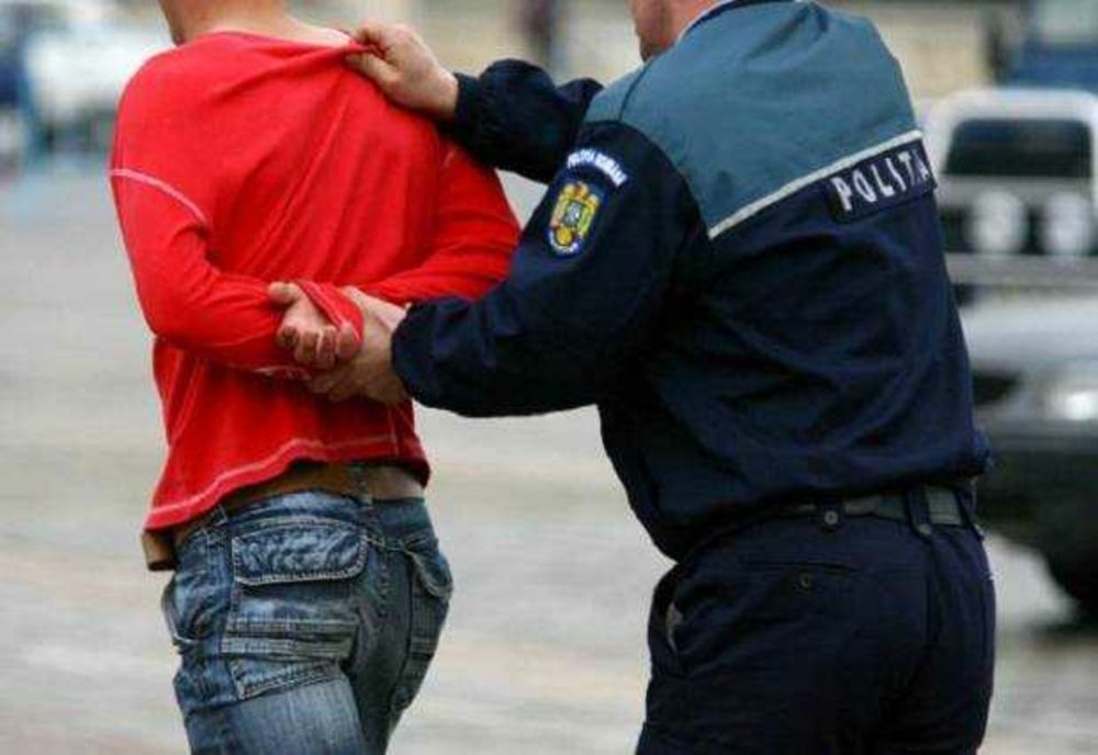 PREOTUL DIN CONSTANȚA DECORAT DE IPS TEODOSIE, REȚINUT PENTRU DELAPIDARE ȘI FALS ÎN ACTE