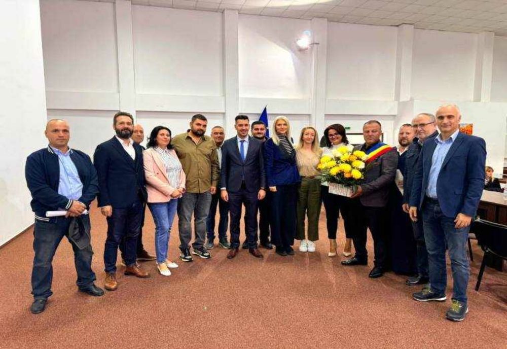 PRIMARII LIBERALI DIN ARGEȘ, O ECHIPĂ PUTERNICĂ