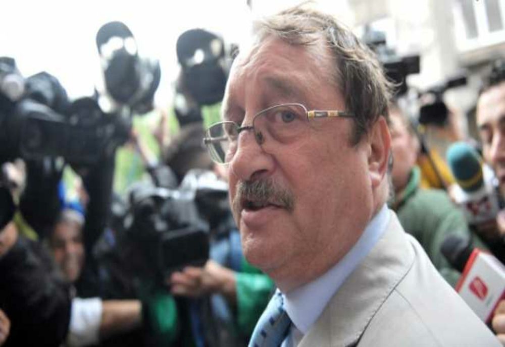 DECIZIE JUDECĂTOREASCĂ PRIVIND REABILITAREA LUI MIRCEA BĂSESCU