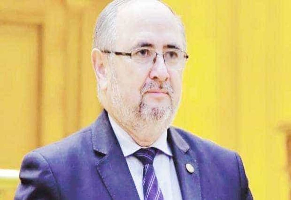 SENATORUL DĂNUȚ BICA ÎȘI IA ADIO DE LA PARLAMENT