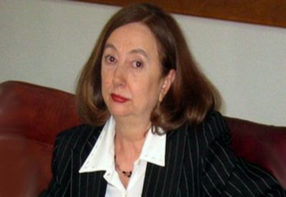 Trupul Rodicăi Stănoiu a fost deshumat pentru autopsie: se fac cercetări pentru ucidere din culpă şi acces ilegal la un sistem informatic