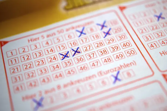 Loto 6/49, 27 august 2026: Report de peste 4,84 milioane de lei la Joker, categoria I