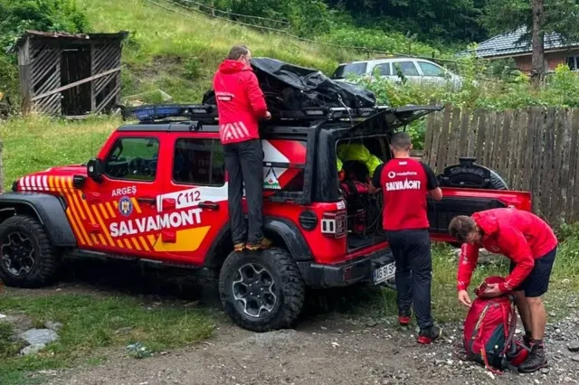 Turistă belgiană accidentată în Retezat, în condiții tot mai dificile