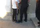 Urmărit în Buzău pentru tâlhării şi furt, prins în Argeş! Predat anchetatorilor