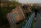 Un camion cu animale răsturnat pe A1