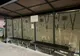 Barbat din Pitesti amendat pentru lipirea afiselor in statiile de autobuz