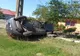 ACCIDENT RUTIER ÎN ARGEȘ: Autoturism răsturnat peste gard și stâlp de electricitate