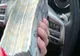 STATUL AR PUTEA CONFISCA BANII CĂMĂTARILOR