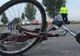 Un biciclist băut bine a fost lovit de o mașină