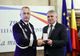 Un argeșean premiat de către ministrul Afacerilor Interne, Lucian Bode